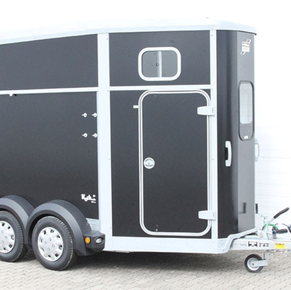 Ifor Williams Pferdeanhänger HB506|Sattelkammer|schwarz